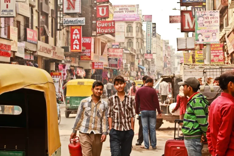 INDIA-6792