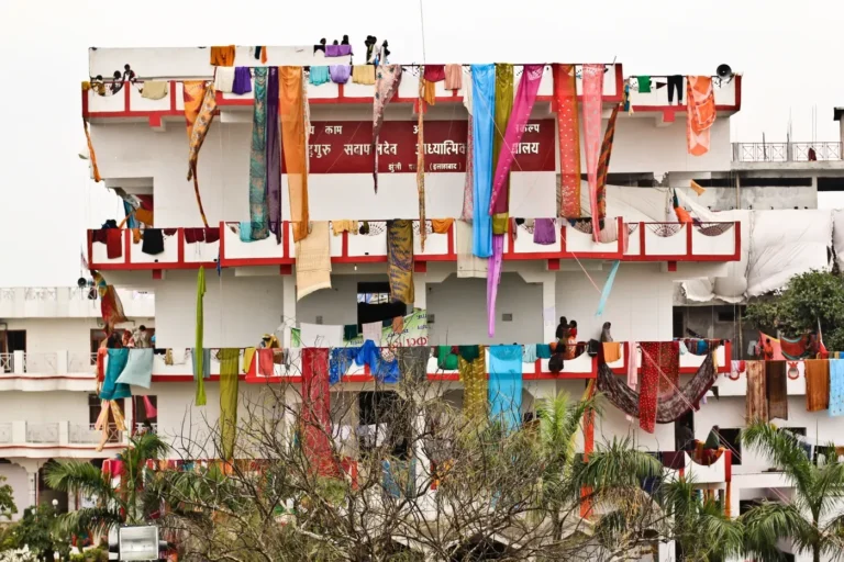 INDIA-7045