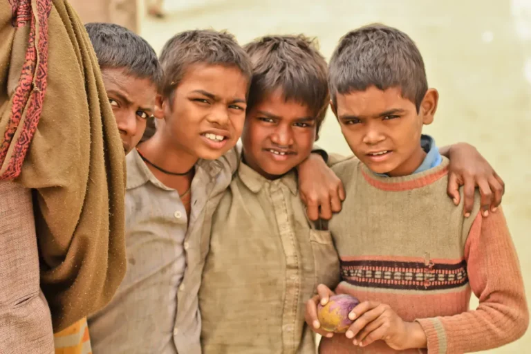INDIA-7117